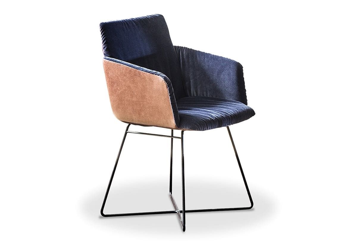 Top furniture stores in Rajahmundry – JAKOB stylish dining set at Sofas & More